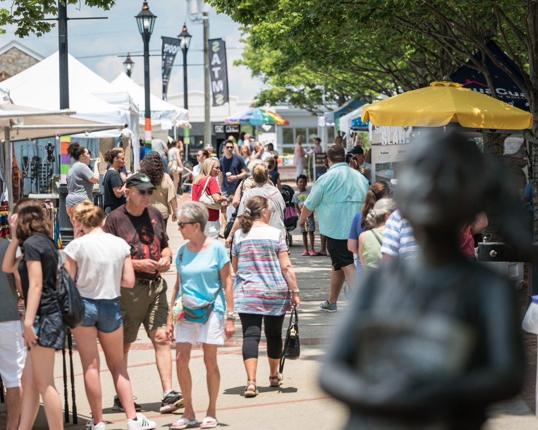 Duluth Spring Arts Festival on Town Green Magazine